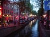 400px-Amsterdam_red_light_district_24-7-2003.jpg